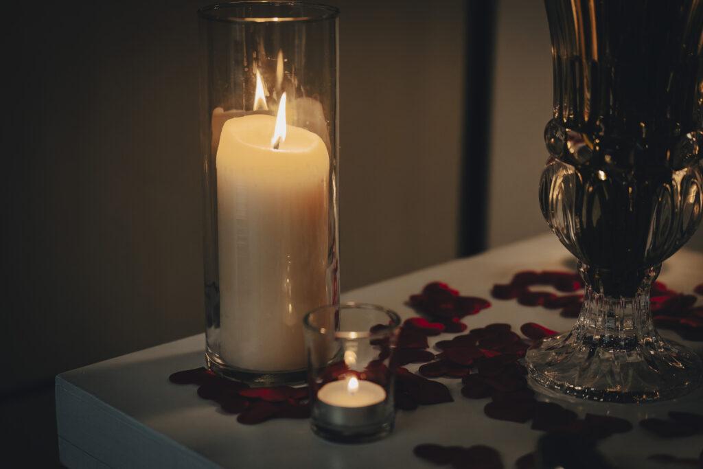 candlelit dinner with rose petals