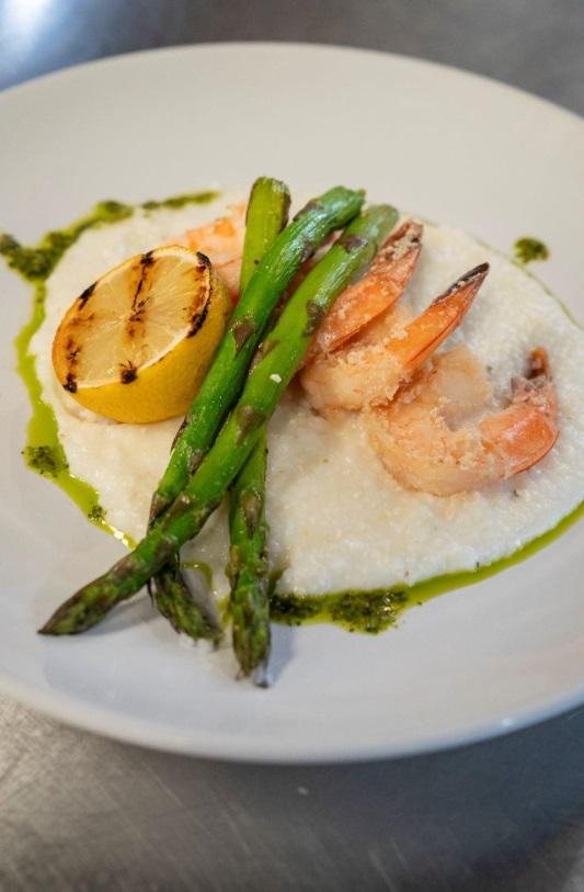 shrimp dish with asparagus
