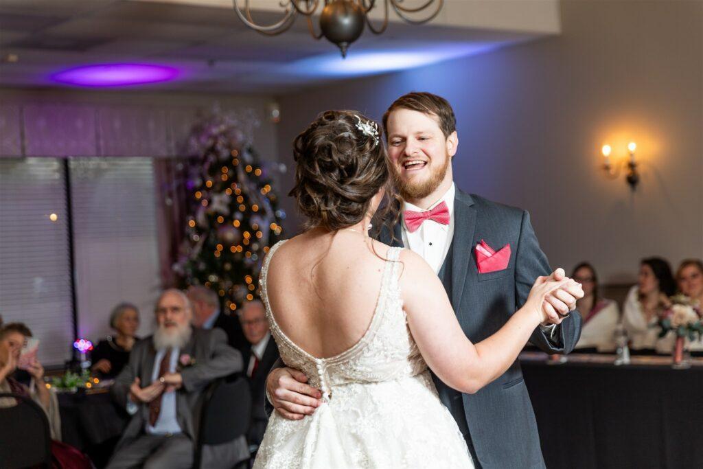 First dance with bride and groom